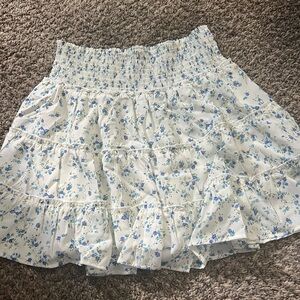 THROUGH THE GARDEN IVORY AND PINK RIBBED FLORAL MINI SKORT- size L, never worn!